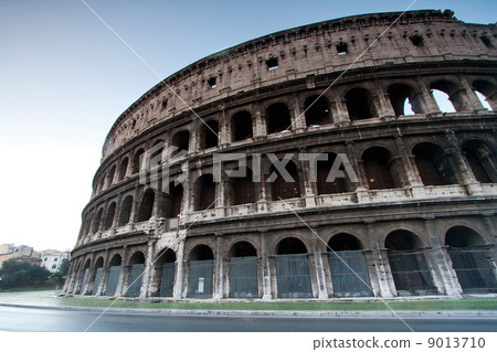colosseum Italy 9013710