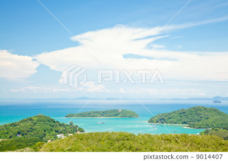 Aerial landscape of phuket tropical beach 9014407