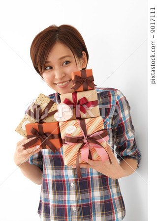 A lot of gifts! 9017111