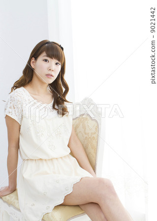 Cute female image Cute female image 9021442