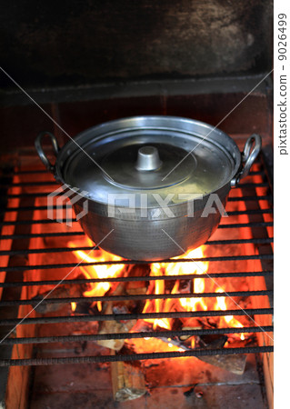 Curry in a camp 9026499