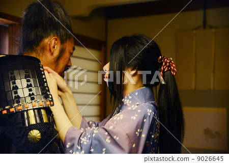 Military commander and princess 9026645