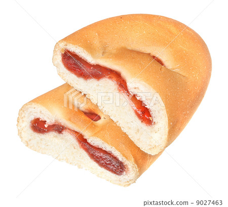 Sweet bun isolated 9027463