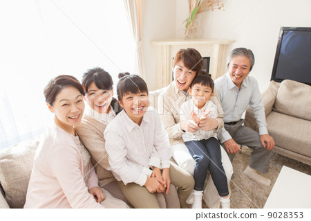 第三代家庭 第三代家庭 9028353