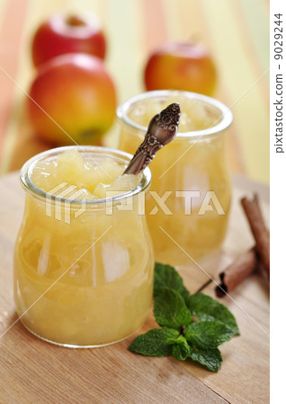 Jar of apple jam 9029244