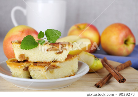 Cottage cheese and apple pie Cottage cheese and apple pie 9029273