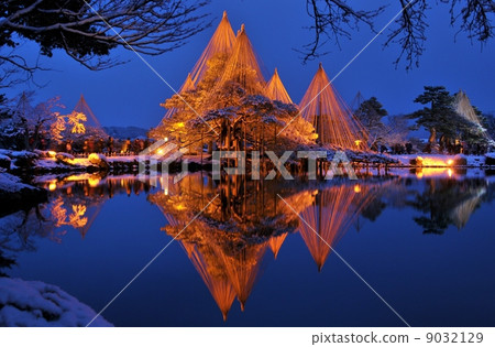 Kenrokuen Winter Light Up in Winter 9032129
