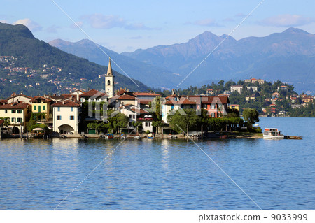 Lago Maggiore Lago Maggiore 9033999