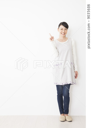 圍裙的女人 9035686
