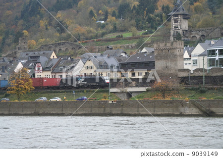 萊茵河和鐵路德國 9039149