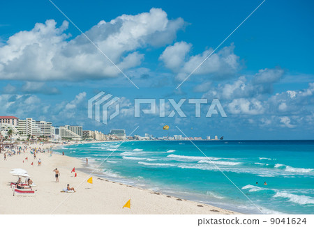 Cancun beach panorama, Mexico Cancun beach panorama, Mexico 9041624