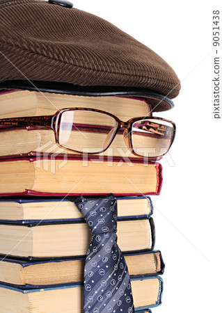 Intellectual 9051438