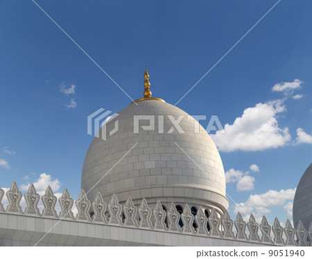 Abu Dhabi Sheikh Zayed White Mosque in UAE Abu Dhabi Sheikh Zayed White Mosque in UAE 9051940