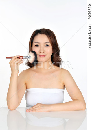 Beauty _ 1998453_ods 9056230