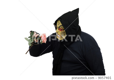 Monster surprise looks at pink rose 9057401