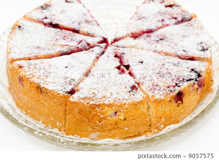 berry charlotte cake 9057575