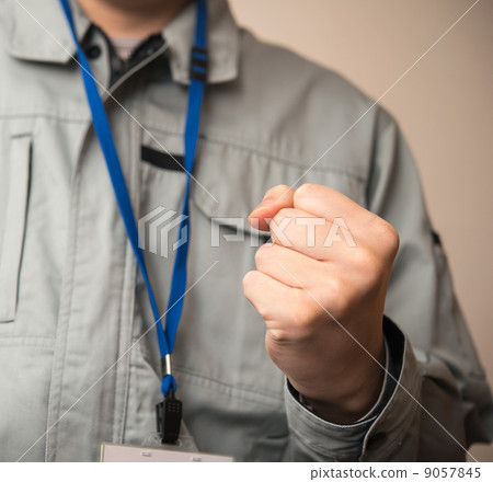 Worker to pose a gut 9057845