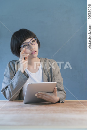 Creative girl Creative girl 9058096