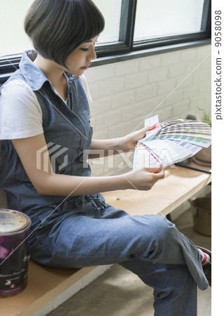 Creative girl 9058098