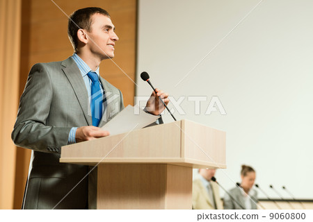 male speaker 9060800