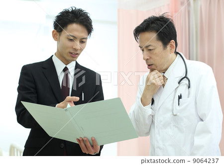 MR to explain the new medicine 9064237