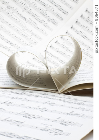 old sheet music 9064371