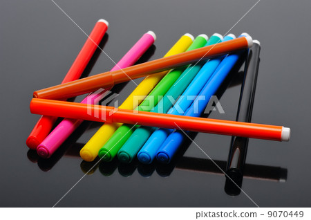 Colored felt pens Colored felt pens 9070449