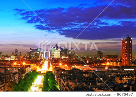View of Paris from the Arc de Triomphe. Defans Area.Paris. Fran View of Paris from the Arc de Triomphe. Defans Area.Paris. Fran 9070497