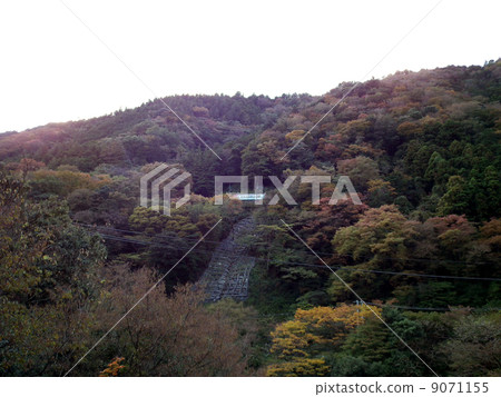 靠近箱根登山鐵道的Tonosawa站 9071155