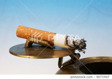 Stub of a cigarette 9073497