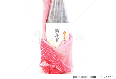 新年·札幌紙張在新年賀卡橫向位置·Matsuba圖案包裝布 新年·札幌紙張在新年賀卡橫向位置·Matsuba圖案包裝布 9073568