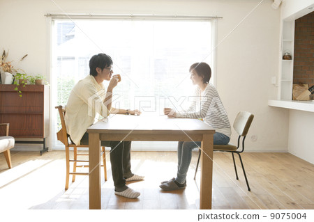 A couple of couples 9075004