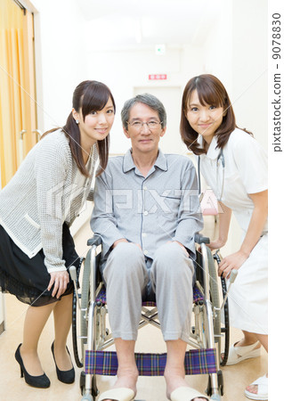 Wheelchair patients and nurses Wheelchair patients and nurses 9078830