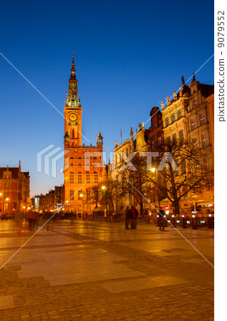 city hall of Gdansk at night city hall of Gdansk at night 9079552