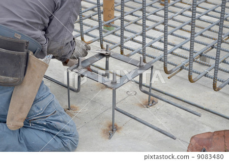 Installation of anchor bolt 9083480