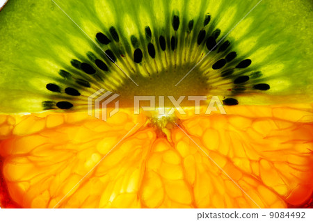 Sliced kiwi and mandarin Sliced kiwi and mandarin 9084492