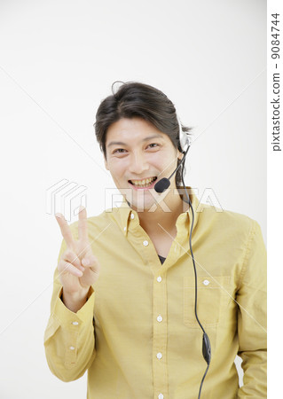 Male operator Male operator 9084744
