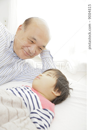 Sleeping 9084815