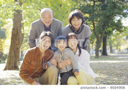 Three generations  9084906