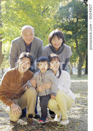 Three generations  9084907