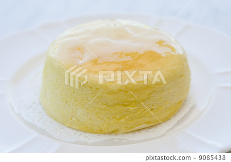 Cheese souffle 9085438