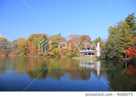 Shiozawa Lake Shiozawa Lake 9086075