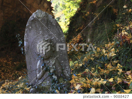 Stone statue Stone statue 9088427