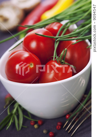 Tomatoes, chives and vegetables Tomatoes, chives and vegetables 9094547