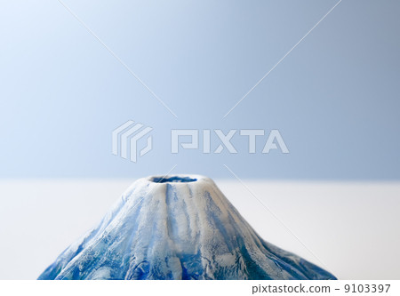 富士山的粘土 富士山的粘土 9103397