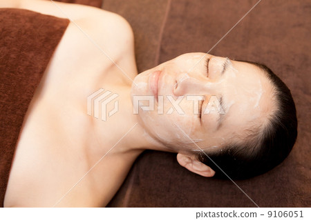 中年女性美學（由專業美學家治療） 9106051