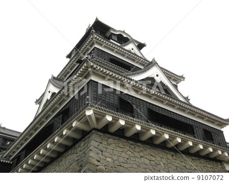 熊本城堡在雨以後的城堡塔 熊本城堡在雨以後的城堡塔 9107072