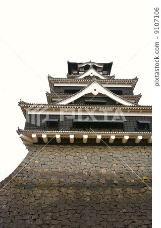 Kumamoto castle castle tower after the rain Kumamoto castle castle tower after the rain 9107106