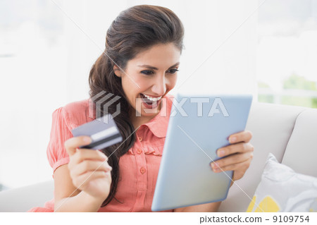 9109754