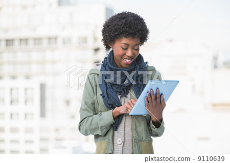 9110639